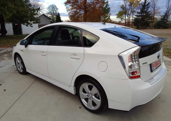 Toyota Prius cena 39900 przebieg: 177300, rok produkcji 2011 z Bielawa małe 211